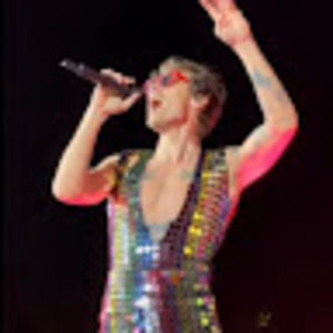 Meet your Posher, Nora